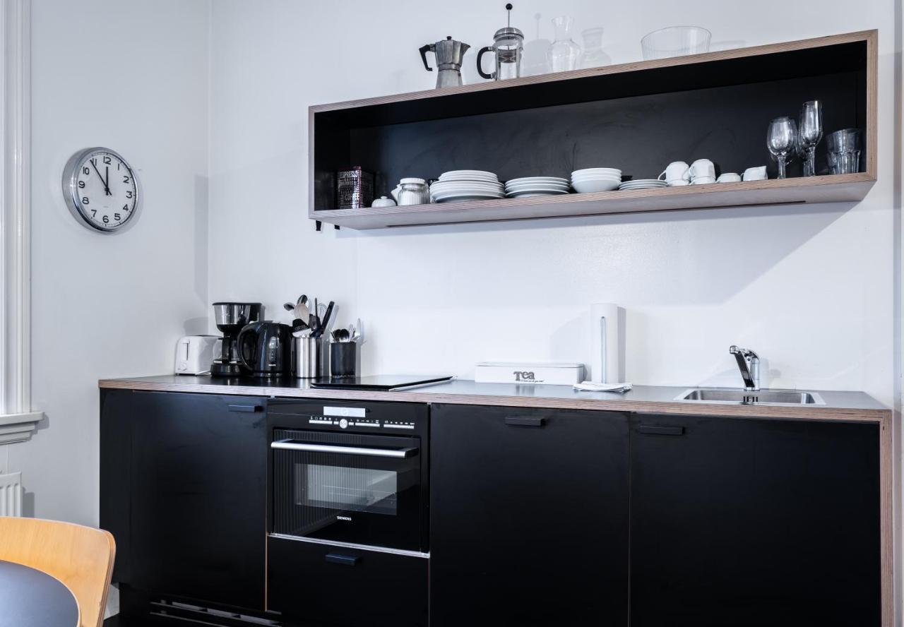 Luna Apartments - Laugavegur 37 Рейкьявик Экстерьер фото